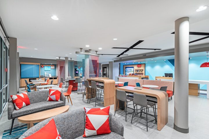avid hotel Bentonville – Rogers by IHG