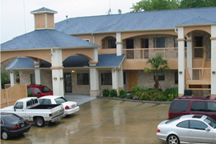 Hotel 7 of 16