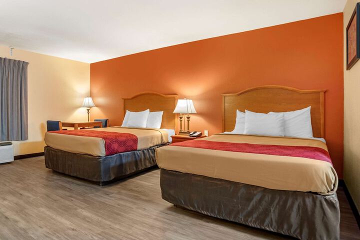 Room 7 of 20