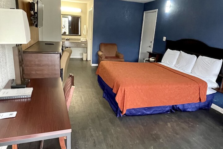 Room 22 of 22