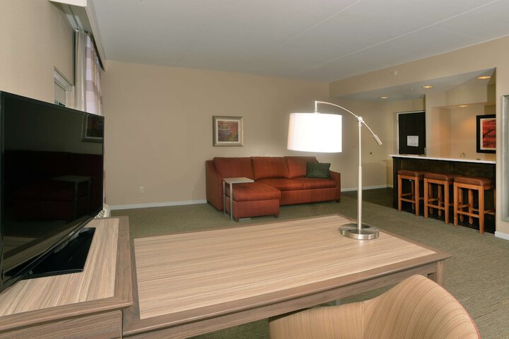 Room 19 of 30