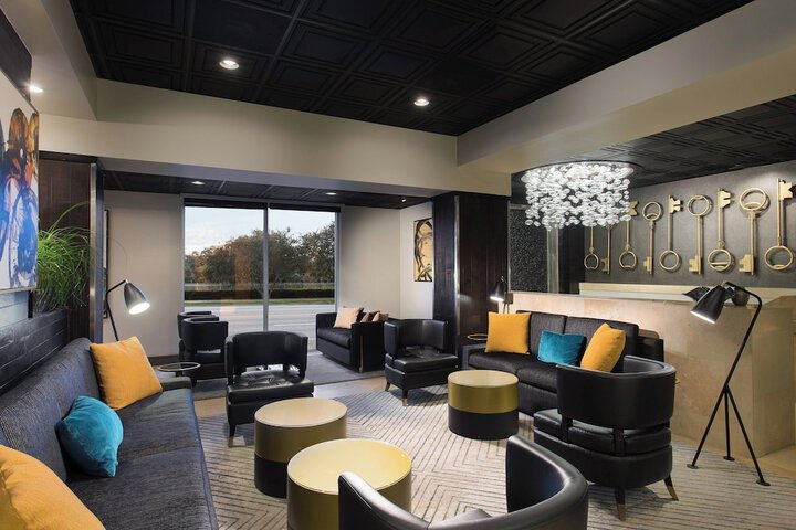 Hotel Duval Autograph Collection