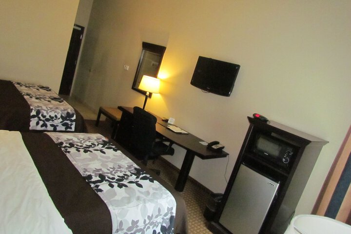 Room 62 of 103