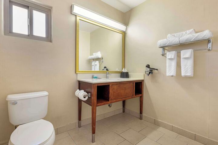Room 16 of 56