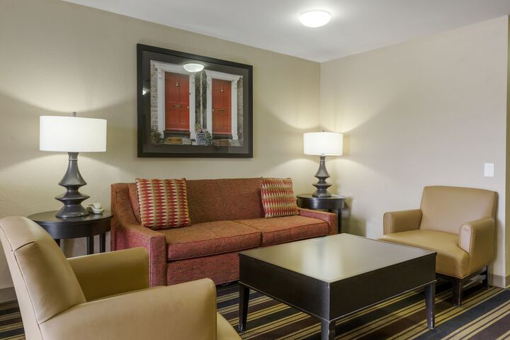 Hotel Interior 10 of 32