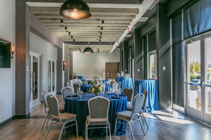Hyatt Place Wilmington Riverfront