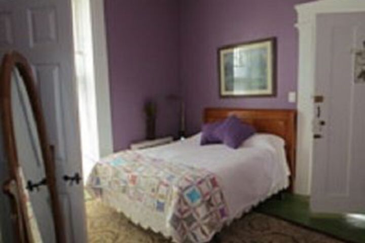 Stoltzfus Bed & Breakfast