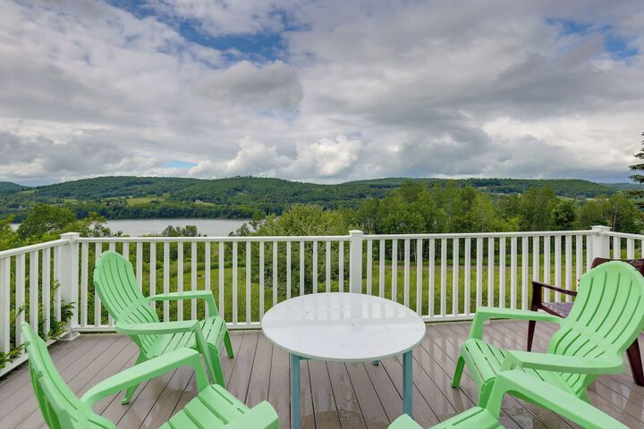 Private Retreat w / Deck: 1 Mi From Cowanesque Lake