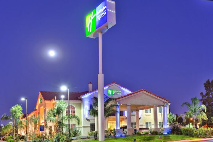 Hotel 2 of 33