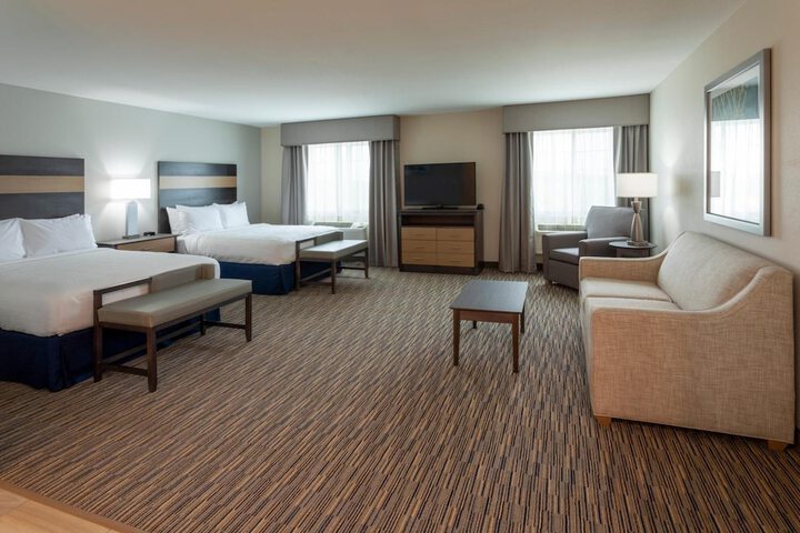 GrandStay Cannon Falls