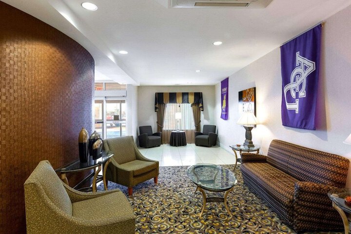 Hotel Interior 10 of 57