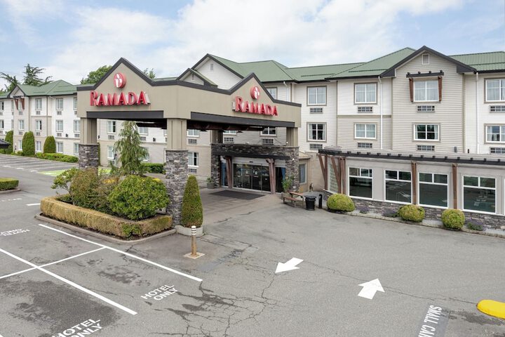 Ramada by Wyndham Surrey / Langley