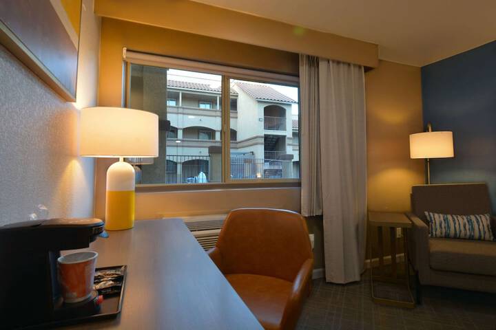 Room 10 of 55