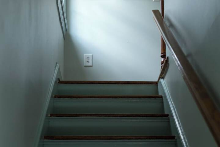 Room 216 of 292