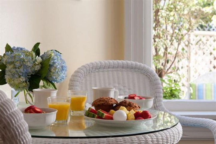 Breakfast/Coffee Service 48 of 51