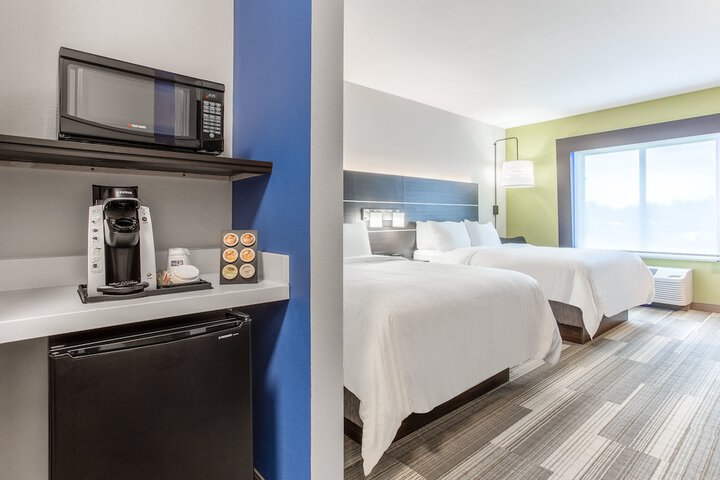 Room 34 of 48