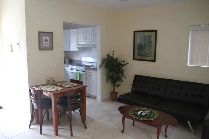 Room 17 of 25