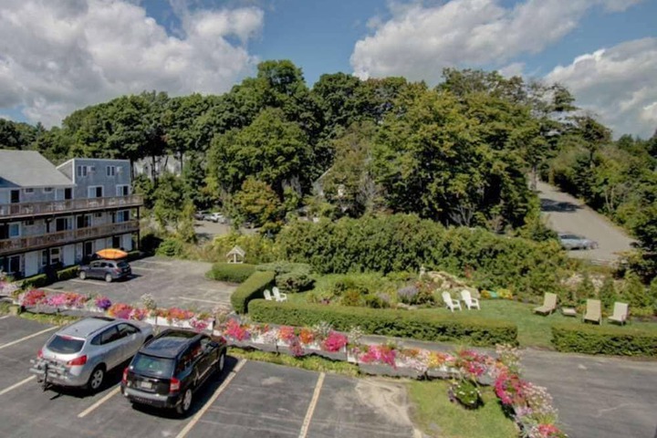 Hotel 2 of 157