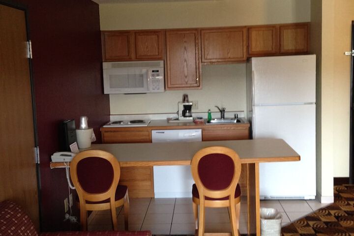 AmericInn by Wyndham Elkhorn Near Lake Geneva