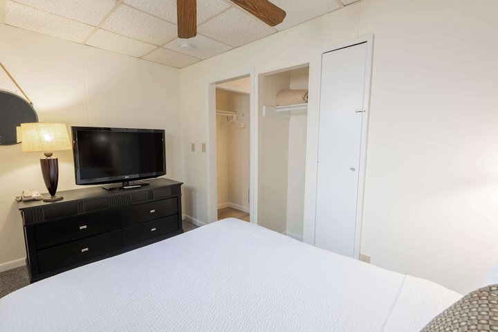 Ocean House Hotel & Motel