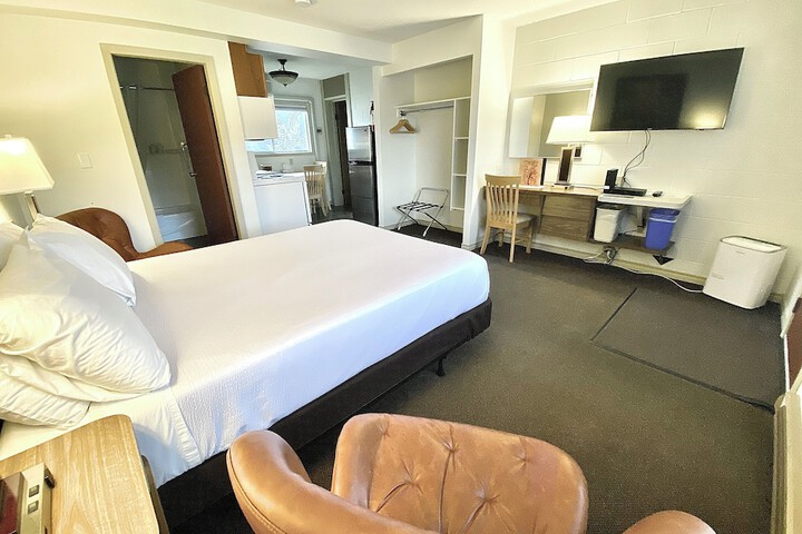 Room 8 of 26