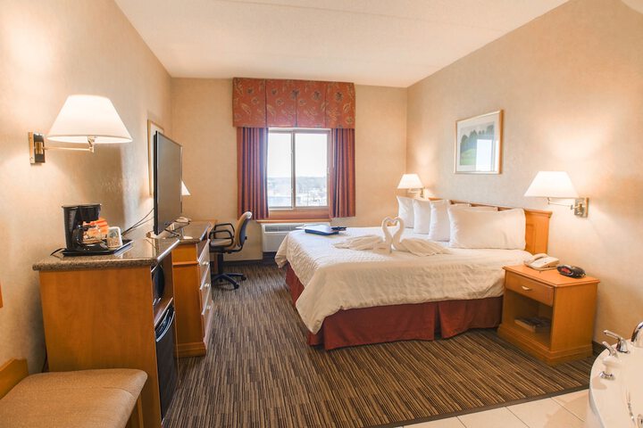 Room 14 of 40