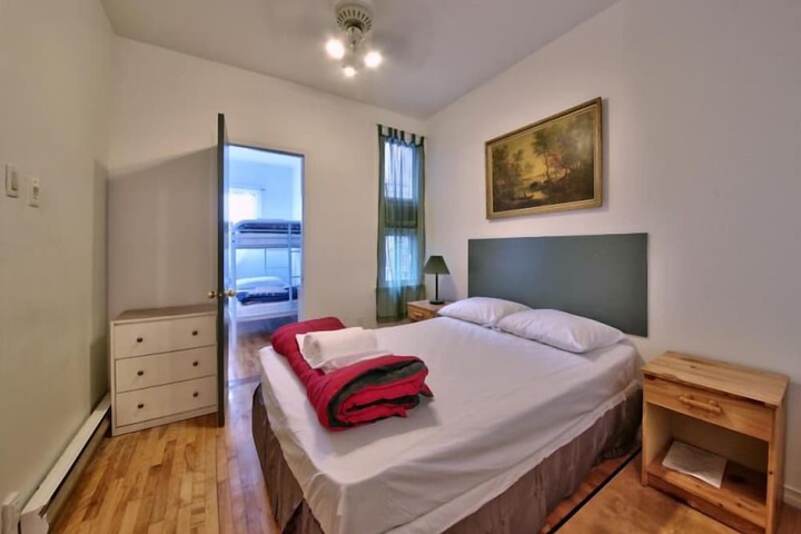 Room 14 of 25