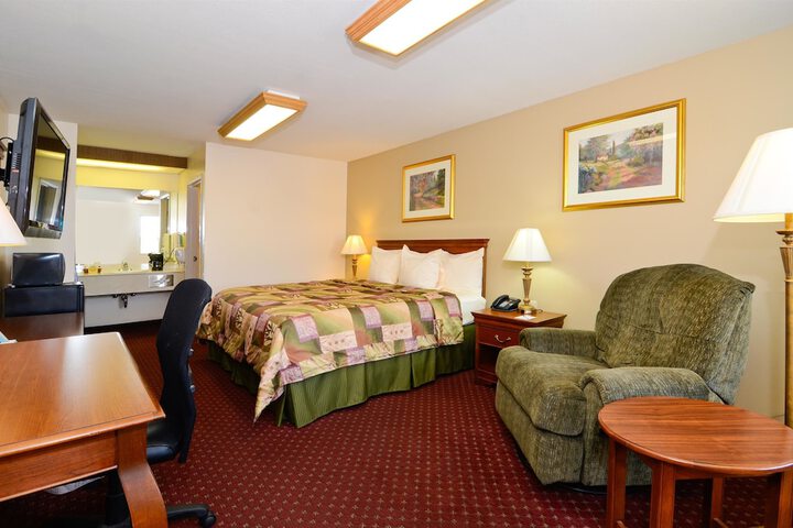Room 40 of 46
