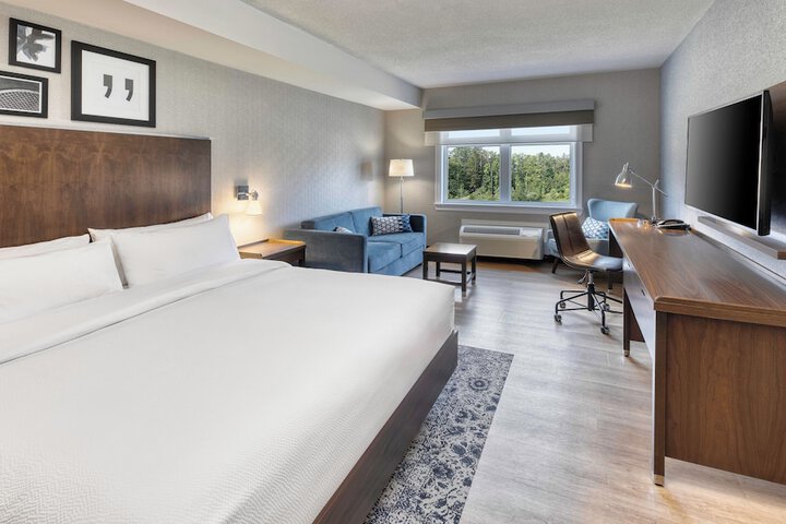 Four Points by Sheraton Barrie