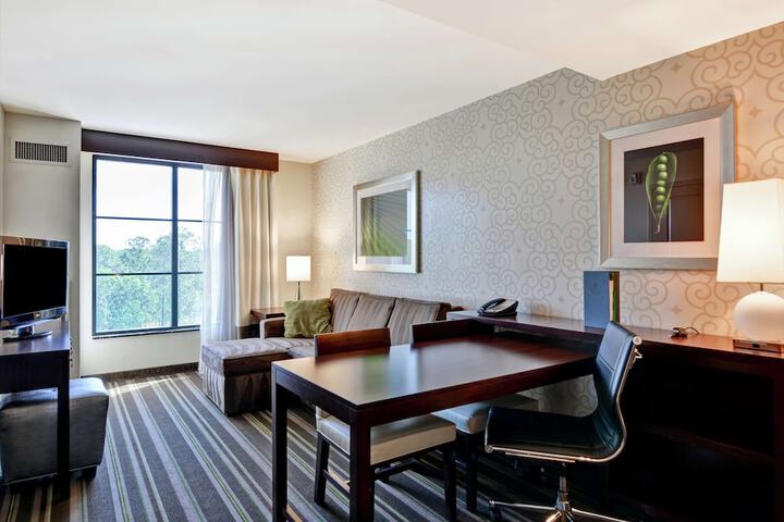 Room 33 of 78