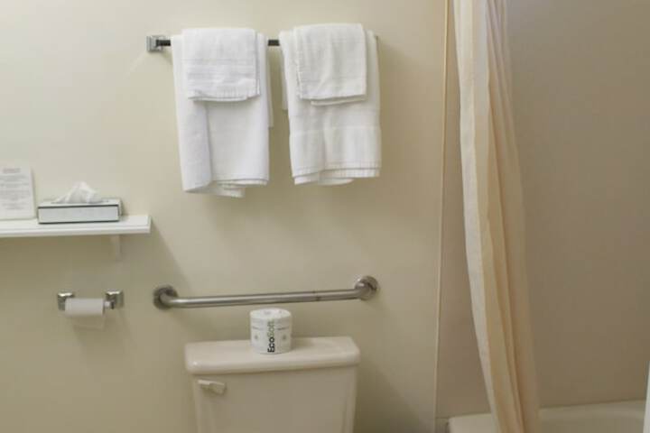Room 73 of 116