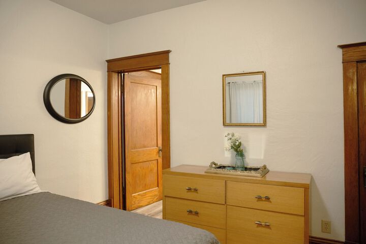 Room 125 of 234