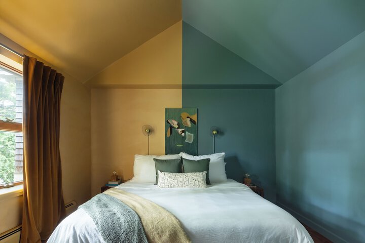 Room 18 of 33