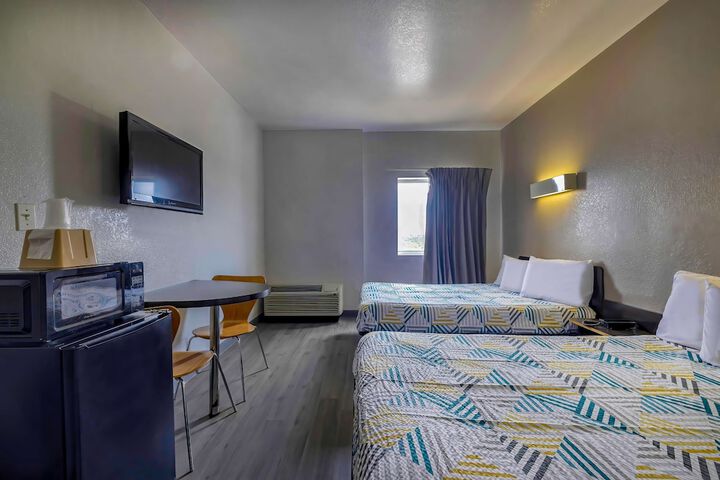 Room 27 of 27
