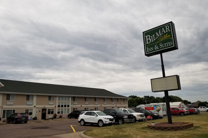 Hotel 4 of 232