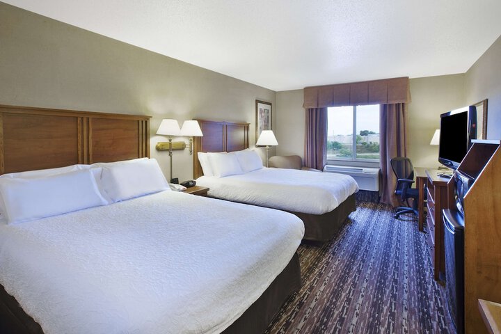 Room 9 of 22