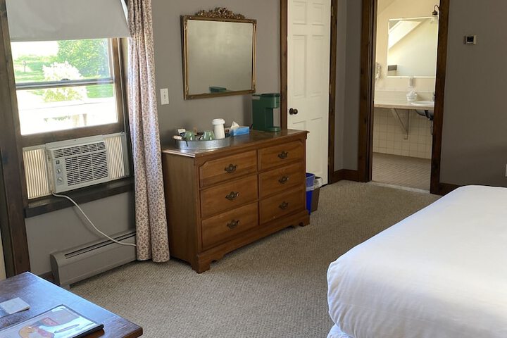 Room 158 of 294