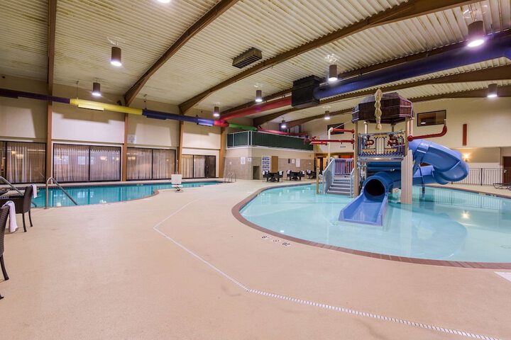 Clarion Hotel Convention Center