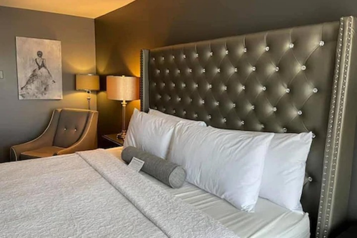 Room 29 of 80
