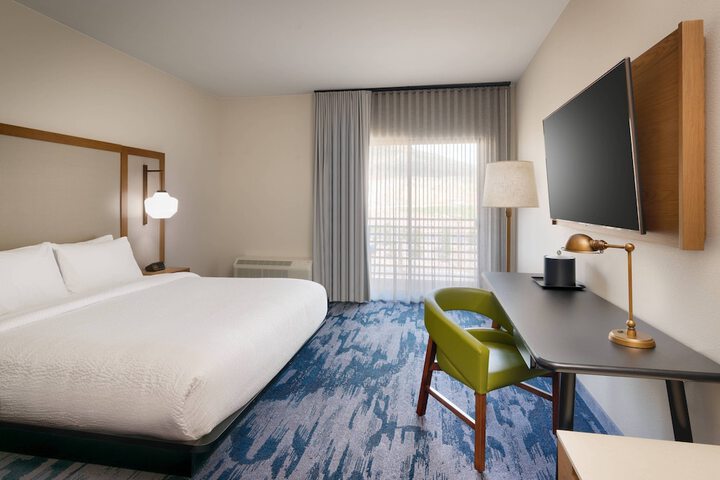 Room 33 of 56