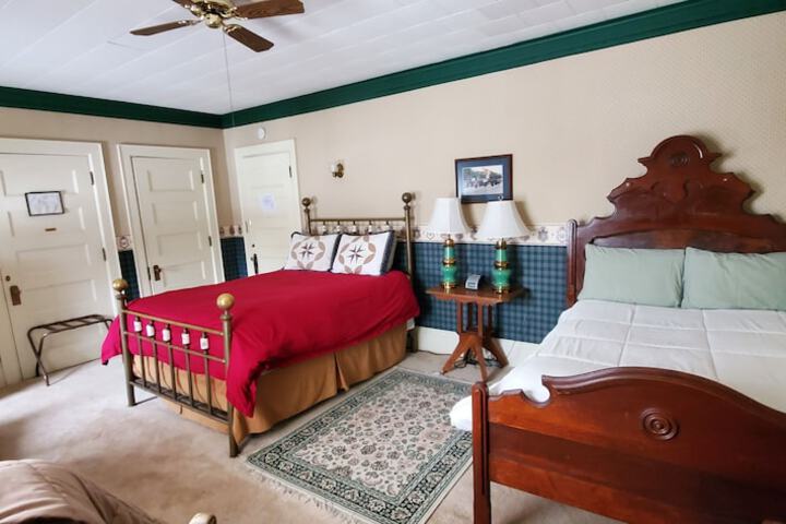 Room 25 of 80