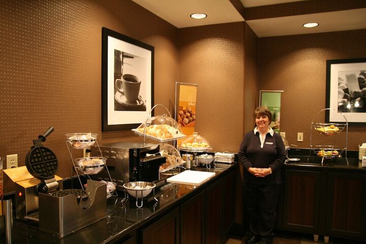 Breakfast/Coffee Service 47 of 51