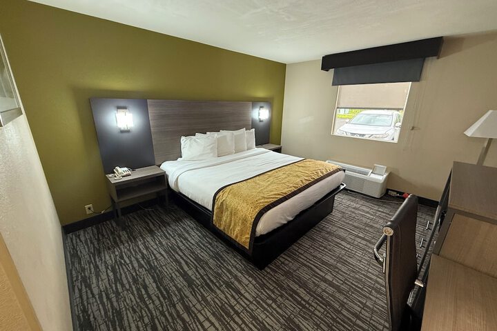 Best Western Adena Inn