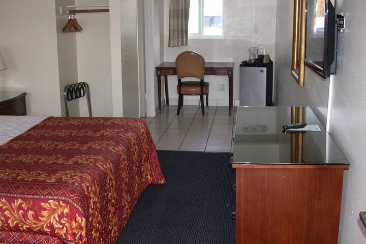 Room 51 of 53