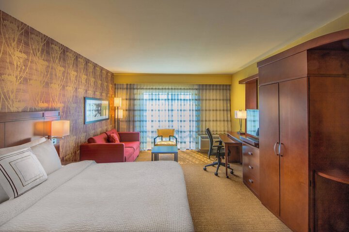 Room 31 of 42