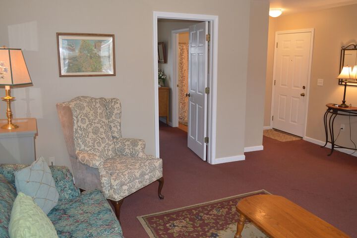 Canal Side Inn