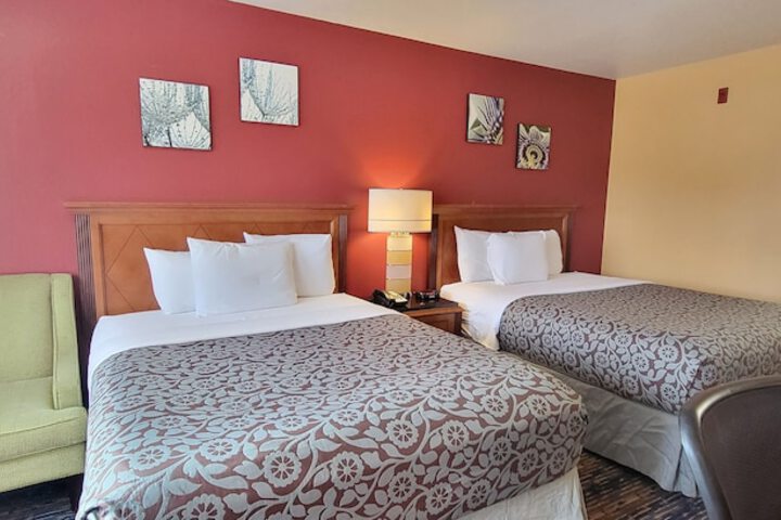 Olympic Inn & Suites