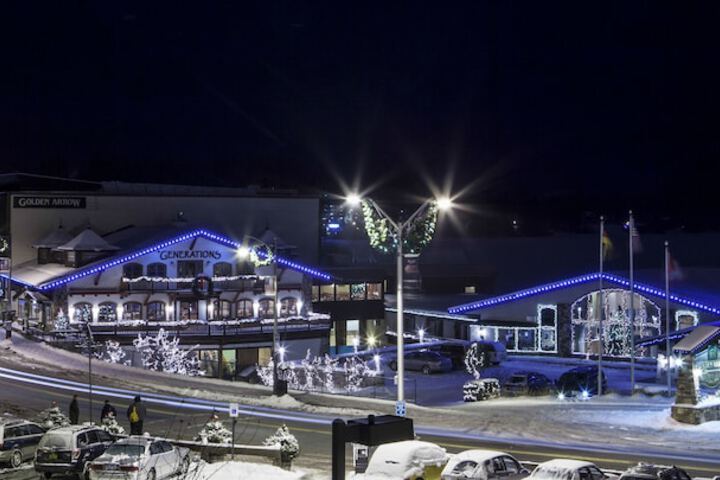 Golden Arrow Lakeside Resort