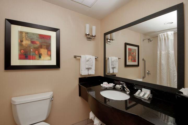 Room 16 of 72