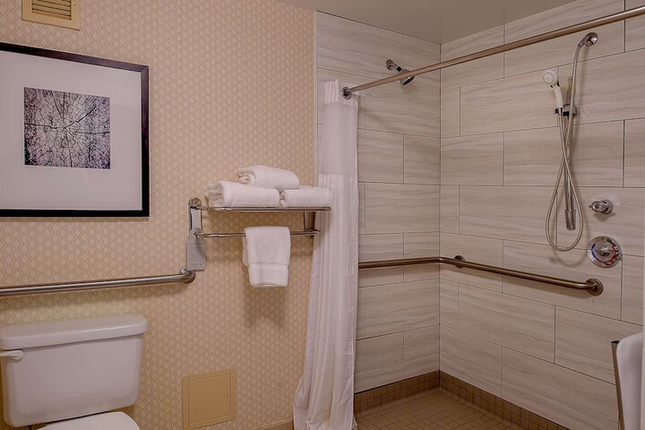 Room 37 of 47
